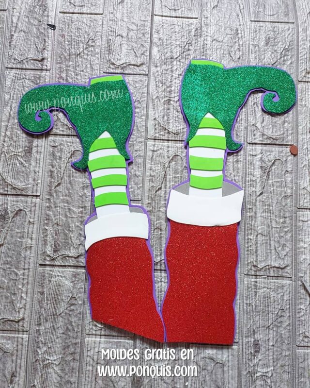 PATAS DEL GRINCH
